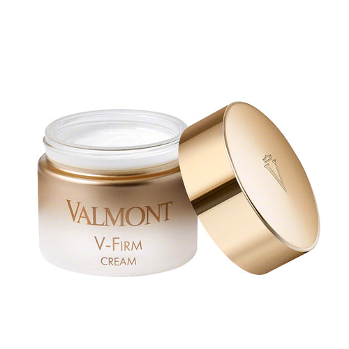 Apply to the face and neck with light movements until fully absorbed