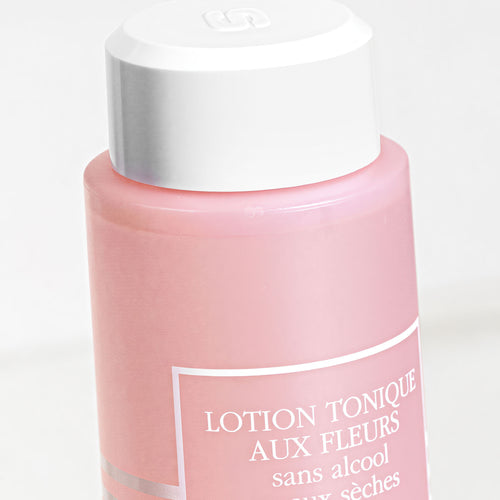 Alcohol-free toning lotion that completes cleansing while preparing skin for optimal treatment absorption