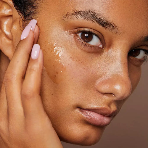 Organic Leaf of Life: boosts the skin's natural hydration