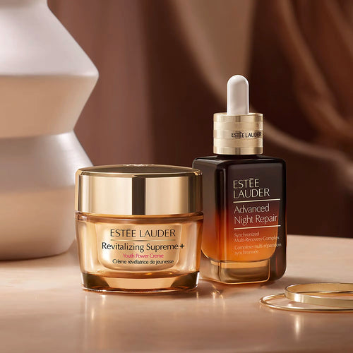 Revitalizing Supreme+ Moisturizer Youth Power Cream by Estée Lauder