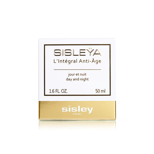 From the first few applications, lines appear smoothed, skin appears plumped and moisturized