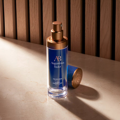 Visibly reduces the signs of aging
