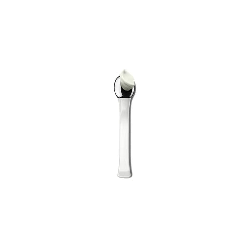 Silver tipped applicator cools and stimulates