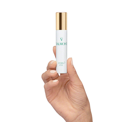 Acts as an immediate hydrating wave, diffuses a gradual drip under the skin, and forms a deep reservoir